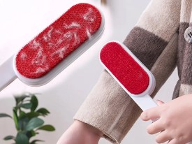 Cepillo quitapelusa doble con mango madera 